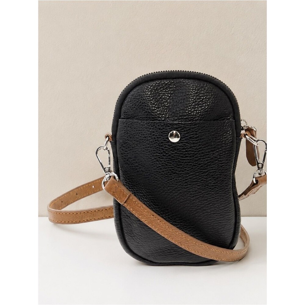Divina Firenze Small Black leather Crossbody perfect for cell phone and wallet